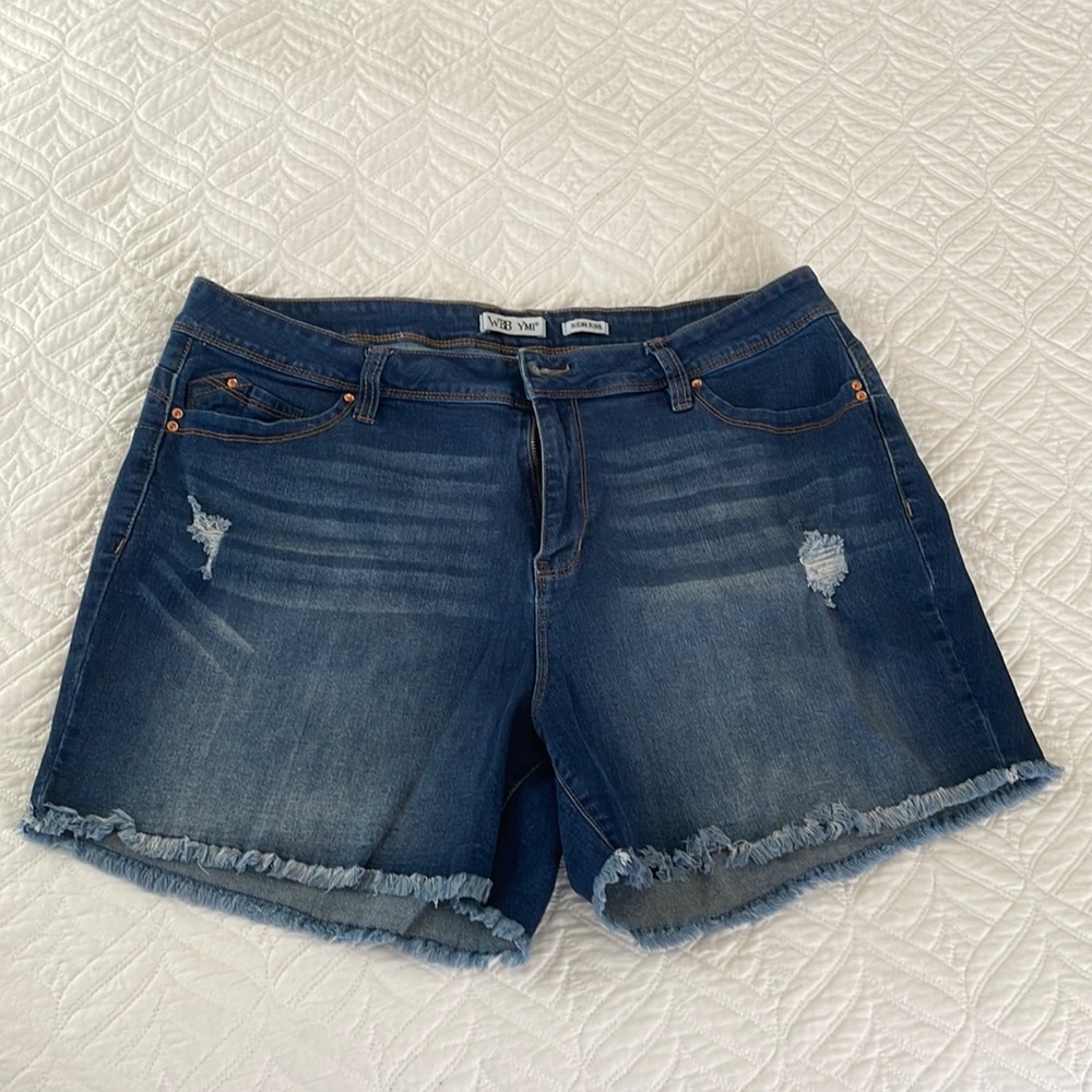 WBB YMI DISTRESSED DENIUM HEAN SHORTS